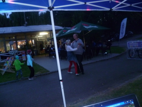 REMIX - Červenec 2020 - Rožnov p. R. - Camping Rožnov - Taneční večer se skupinou REMIX