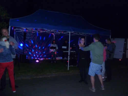 REMIX - Červenec 2020 - Rožnov p. R. - Camping Rožnov - Taneční večer se skupinou REMIX